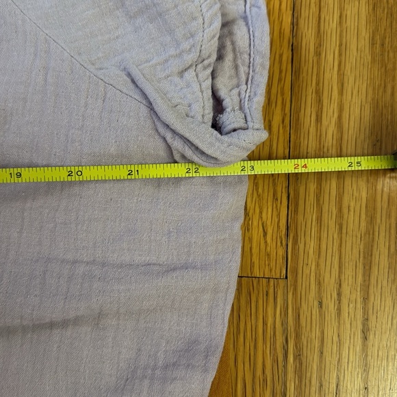 3 Universal Thread blouses - Picture 6 of 6